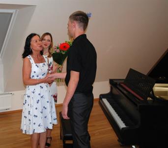 ZUŠ * Absolventský koncert klavíristy Vojtěcha Antoše