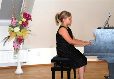 ZUŠ * Absolventský koncert klavíristky Hanky Bálkové