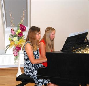 ZUŠ * Absolventský koncert klavíristky Hanky Bálkové