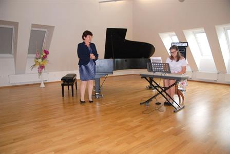 ZUŠ * Absolventský koncert klavíristky Hanky Bálkové