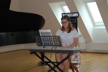 ZUŠ * Absolventský koncert klavíristky Hanky Bálkové