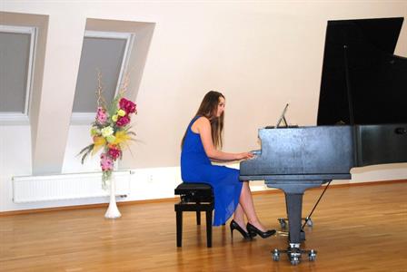 ZUŠ * Absolventský koncert klavíristky Hanky Bálkové