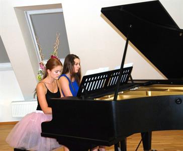 ZUŠ * Absolventský koncert klavíristky Hanky Bálkové