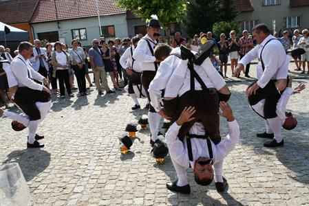 Slavnostní otevření hotelu Lotrinský