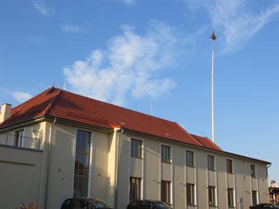 Stavění hodovní máje