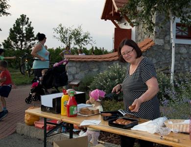 Městská knihovna * VESELÉ DÝŇOBRANÍ pod rozhlednou Slunečná