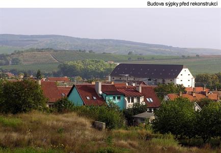 Kontribuční sýpka - HOTEL LOTRINSKÝ****