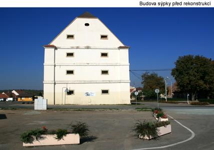 Kontribuční sýpka - HOTEL LOTRINSKÝ****