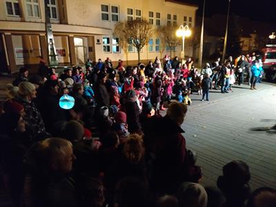 Lampionový průvod rozsvítil Velké Pavlovice