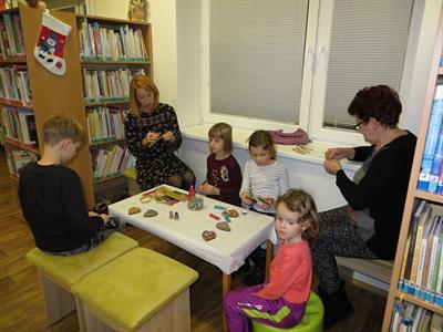 Městská knihovna * Předvánoční tvoření pro děti a jejich rodiče