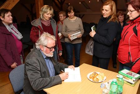 Městská knihovna * Beseda s PaedDr. Jiřím Jilíkem o žítkovských bohyních