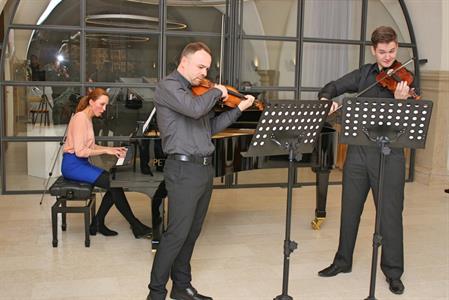 ZUŠ * Absolventský koncert houslisty Karla Kosíka