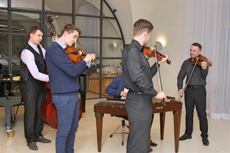 ZUŠ * Absolventský koncert houslisty Karla Kosíka