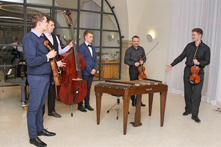 ZUŠ * Absolventský koncert houslisty Karla Kosíka