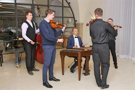 ZUŠ * Absolventský koncert houslisty Karla Kosíka