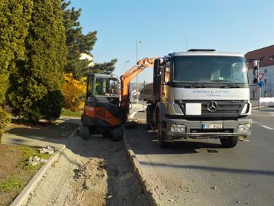 Služby města * Zahájení opravy vodovodního řadu v ulici Za Dvorem