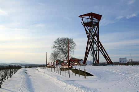 Turistický areál Nad Zahradami s Rozhlednou Slunečná