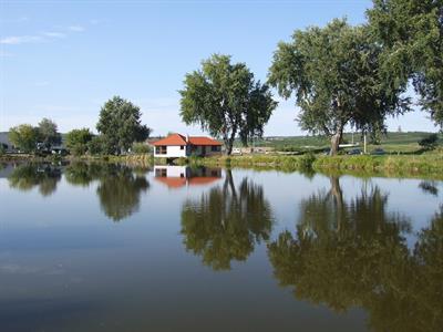 Rybářská bašta u Zámeckého rybníka ve Velkých Pavlovicích