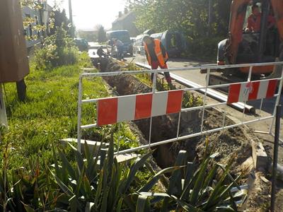 Služby města * Rekonstrukce vodovodního řadu na ulici Zahradní