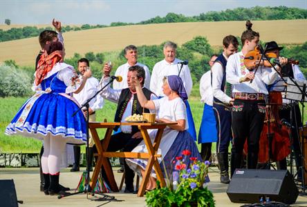 Festival Kraj beze stínu