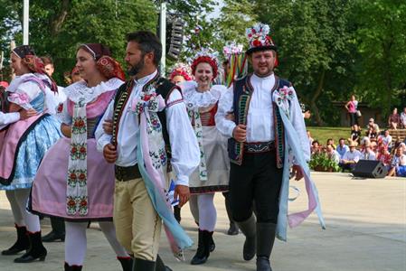 Festival Kraj beze stínu