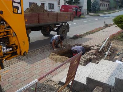 Rekonstrukce vodovodního řadu na ulici Hlavní