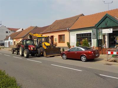 Rekonstrukce vodovodního řadu na ulici Hlavní