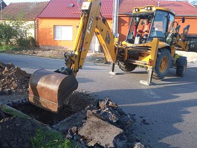 Služby města * Oprava kanalizačních vpustí