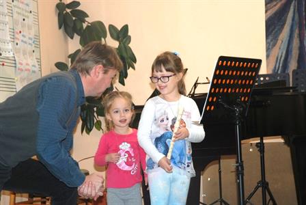 ZUŠ * Vánoční besídky a pololetní zkoušky žáků