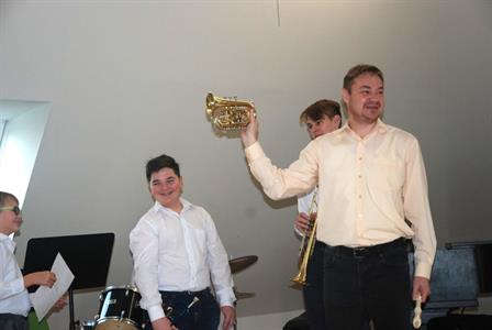 ZUŠ * Vánoční besídky a pololetní zkoušky žáků