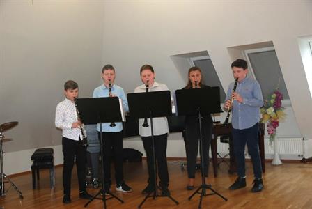 ZUŠ * Vánoční besídky a pololetní zkoušky žáků
