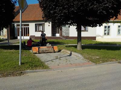 Služby města * Prázdniny nemají všichni, ve městě panuje čilý stavební ruch