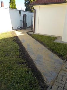 Služby města * Prázdniny nemají všichni, ve městě panuje čilý stavební ruch