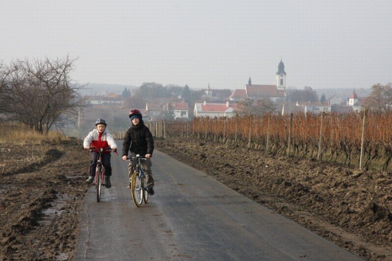 Novou cyklostezkou krok po kroku - fotografie Jany Vondrové