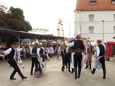 KROJOVANÉ HODY 2020 * Hodové pondělí patří Zavádce