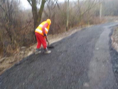 Služby města * Zpevnění a oprava polní cesty v lokalitě Súdný