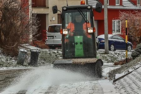 Služby města * Úklid ledovky