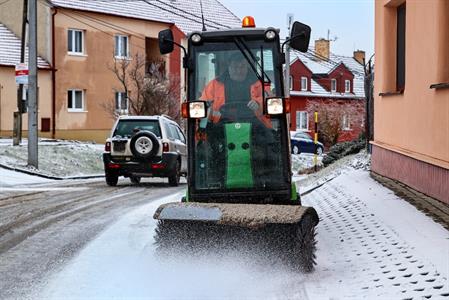 Služby města * Úklid ledovky