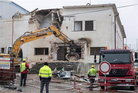 Město Velké Pavlovice * Demolice budovy kina