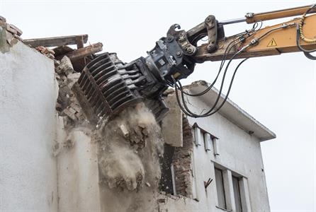 Město Velké Pavlovice * Demolice budovy kina