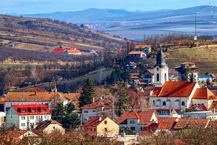 Město Velké Pavlovice * Probouzející se jarní krajina okolo Velkých Pavlovic