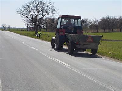 Služby města * Ukliďme Česko v režii služeb města