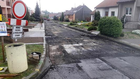 Město Velké Pavlovice * Zahájení opravy vozovky na ulici Kpt. Jaroše