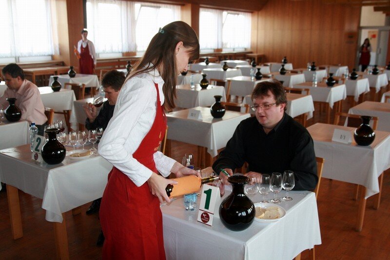 Promenáda červených vín 2009 - odborná degustace a bodování