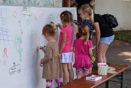 SDH * Oslava Mezinárodního dne dětí u hasičské zbrojnice