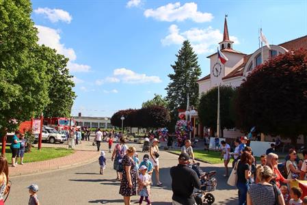 SDH * Oslava Mezinárodního dne dětí u hasičské zbrojnice