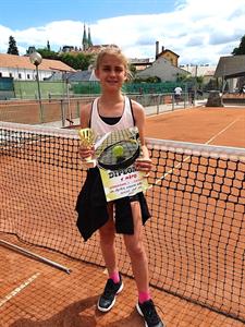 Tenisový klub * Veronika Urbánková vyhrála zlato na soutěži JUNIOR CUP v Kroměříži