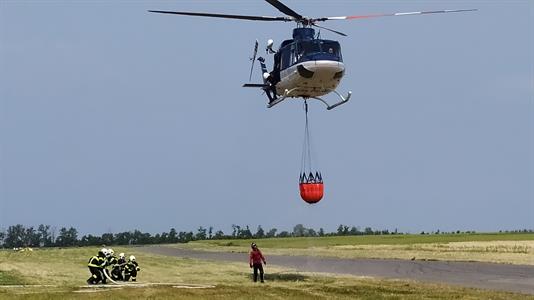 SDH * Z náročné činnosti Sboru dobrovolných hasičů - povodně i cvičení