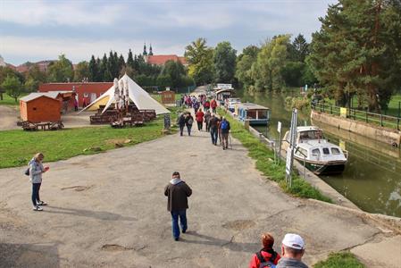 Klub důchodců * Naši senioři poznávají památky jižní Moravy