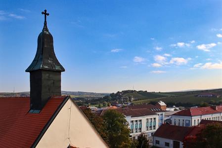 Farnost * Oprava střechy na kostele